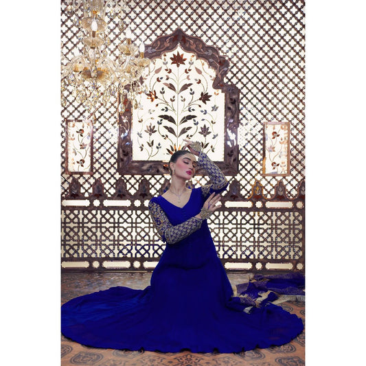 The Ultimate Guide to Pakistani Bridal Wear: Trends, Fabrics & Styling Tips