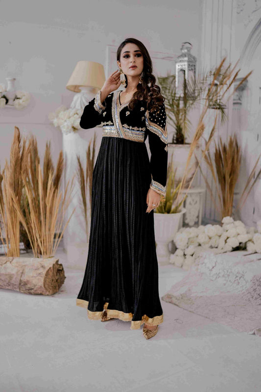 Black Beauty Raw silk