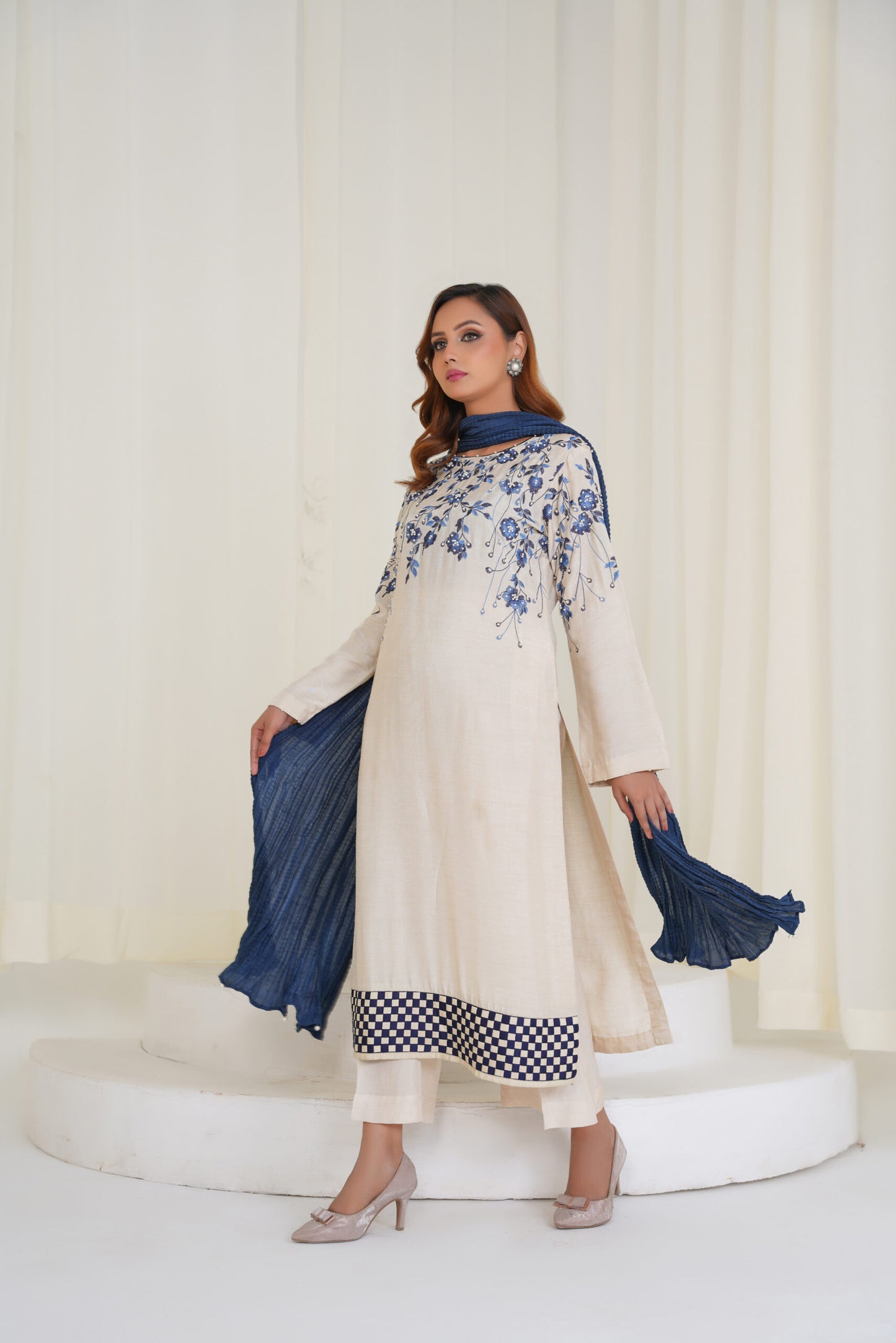 Blue Vine luxe (Unstitched)