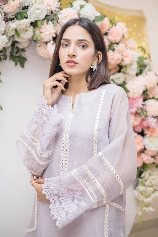 Elegant Lady (Mauve)