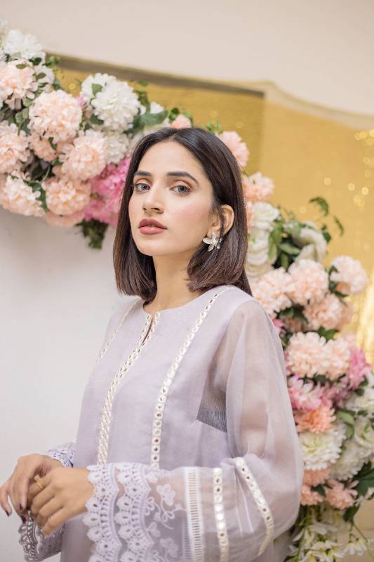 Elegant Lady (Mauve)