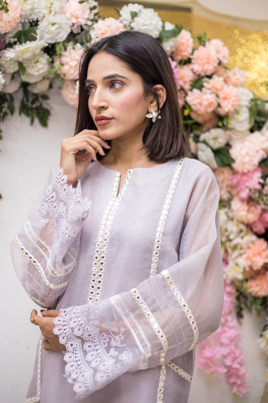 Elegant Lady (Mauve)