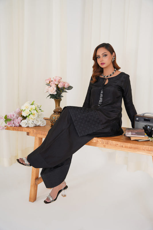 Black Luxe