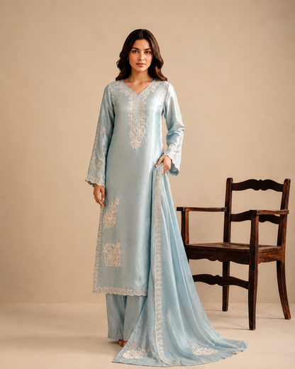 Blue Ari Luxe