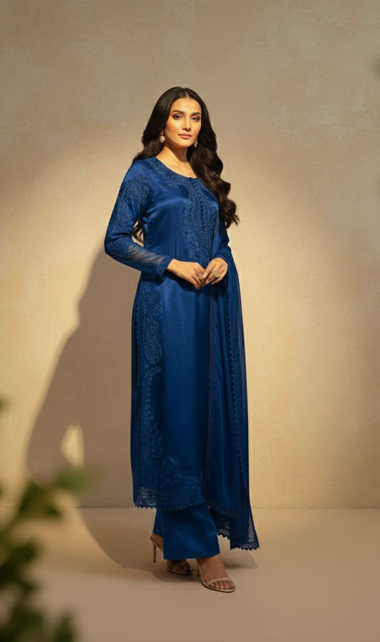 Royal Blue Chaand Ari