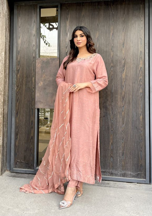 Peach Naqshi