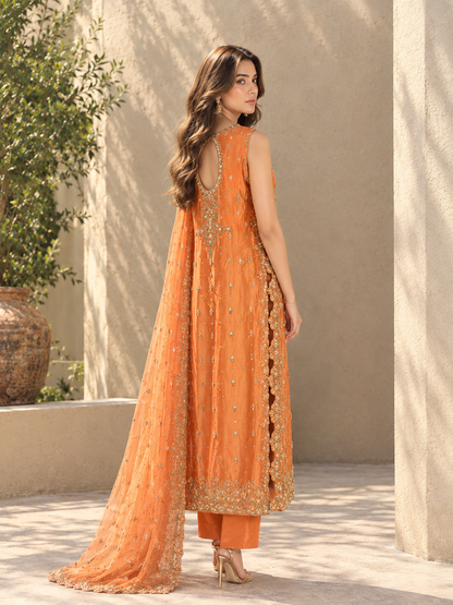 Orange dabka ensemble