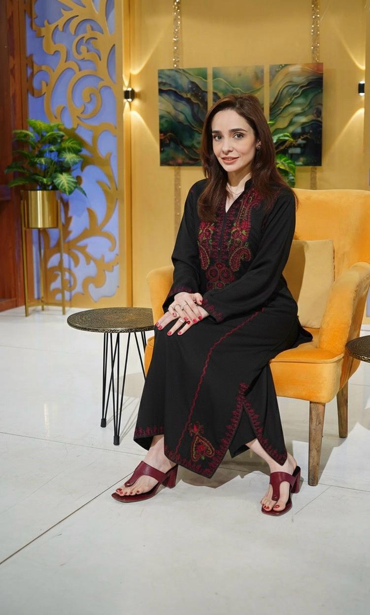 Black kashmiri karandi set