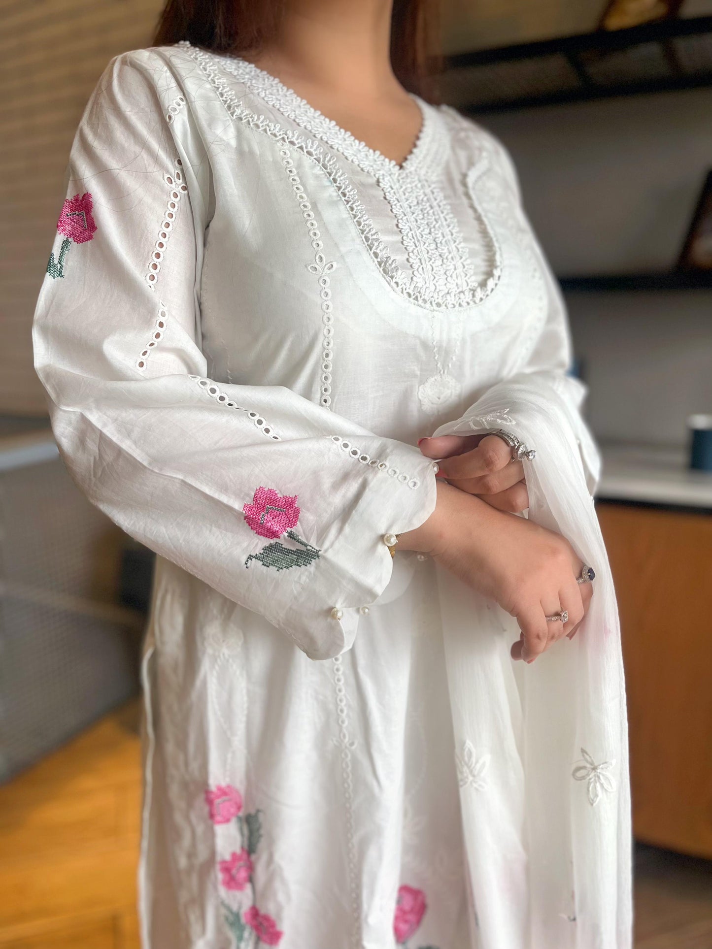 White Kari (Unstitched)