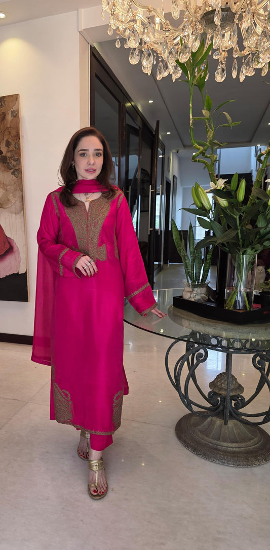 Gulabi Doriya Resham