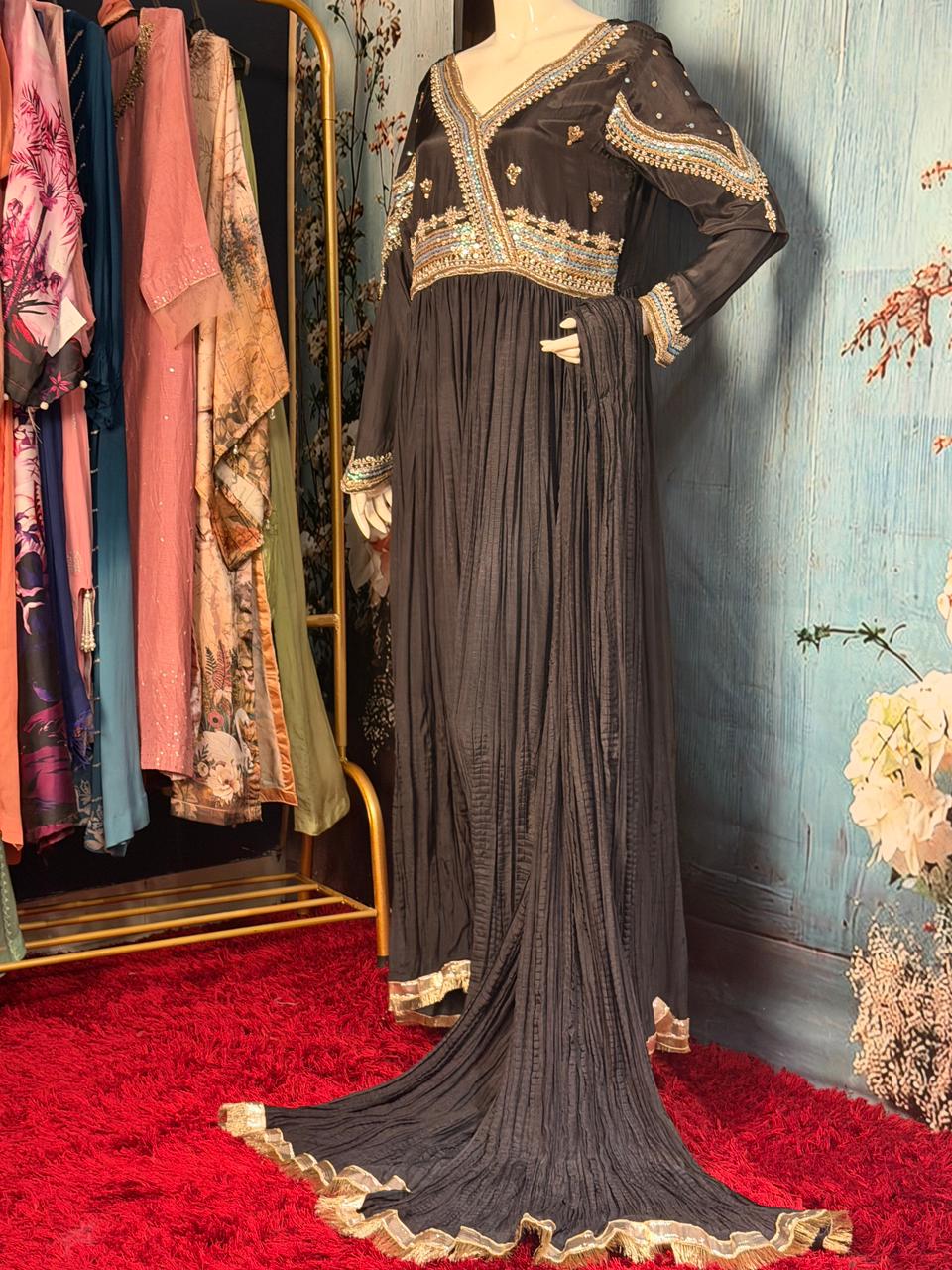 Black Beauty Raw silk