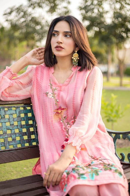 Pink Fantasy (Unstiched)